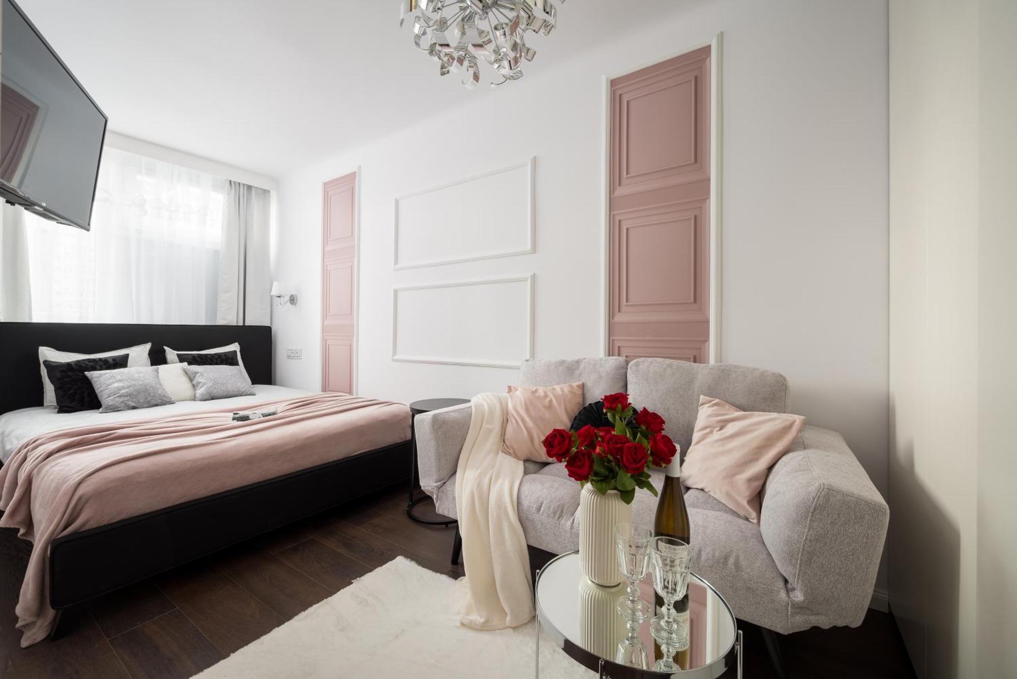 So Chic! 2-Bedroom Urban Suite 900M To Central Station Metro Rondo Onz Апартаменти *