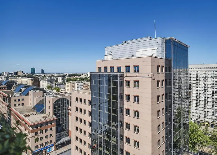 New Metropolis 2-Bedroom Suite 900M To Central Station Metro Rondo Onz